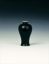 Mirror black miniature meiping vase, Qing dynasty, Kangxi period, China, 1700-1722. Artist: Unknown