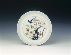 Wucai dish with song birds, Ming dynasty, China, 1573-1620. Artist: Unknown