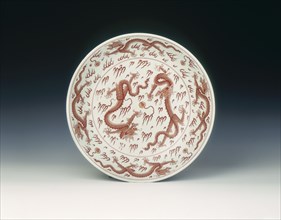 Iron red dragon dish, Qing dynasty, China, 1662-1722. Artist: Unknown