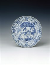 Kraak dish with deer and 'Y'-shaped rocks, Ming dynasty, China, c1580-1600. Artist: Unknown