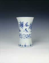 Blue and white gu-shaped vase, Transitional period, China, c1640-1650. Artist: Unknown