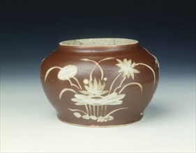 Pinghe brown jar with herons and lotus, Late Ming dynasty, China, 1600-1644. Artist: Unknown