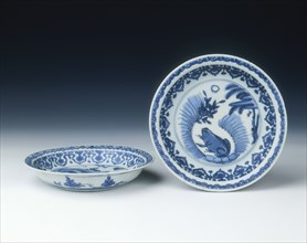 Pair of blue and white saucers with frogs, Ming dynasty, China, 1560-1580. Artist: Unknown