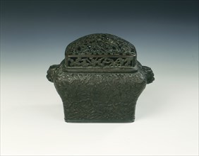 Bronze foot warmer, Transitional period, China, 1620-1683. Artist: Unknown