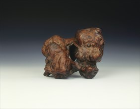 Dog-like natural wood sculpture, Qing dynasty, China, 18th century. Artist: Unknown