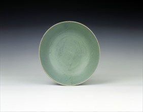Celadon bowl with two incised parrots, Koryo dynasty, Korea, 1150-1200. Artist: Unknown