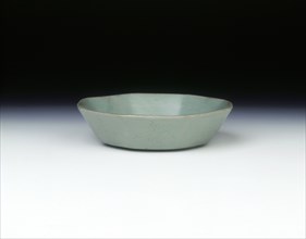 Celadon octagonal bowl, Koryo dynasty, Korea, 1150-1200. Artist: Unknown