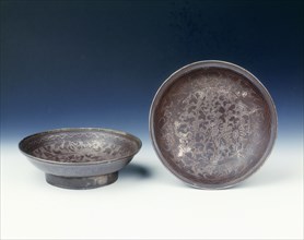 Pair of silver dishes, Ming dynasty, China, early 17th century. Artist: Unknown