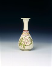 Cizhou polychrome yuhuchun vase, Jin or Yuan dynasty, China, 13th century. Artist: Unknown