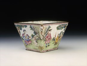 Square famille rose Canton enamel container, Qing dynasty, China, first half of 18th century. Artist: Unknown