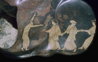 Greek red-figure astragalos with dancing figures, 5th century BC. Artist: Unknown