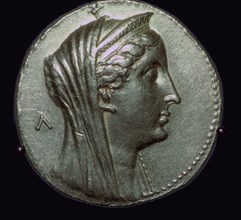 Gold coin of Arsinoe II, 3rd century BC. Artist: Unknown
