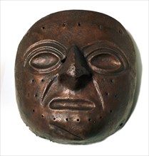 Chimu culture copper mask. Artist: Unknown