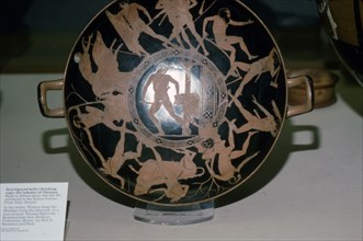 Greek Red-figured Kylix, (Drinking Cup), c440-430 BC. Artist: Codrus Painter.