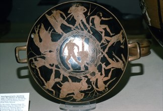 Kylix showing the Labours of Theseus, Athens, c440BC-c430BC.  Artist: Codrus Painter.