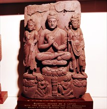 Buddha meditating with disciples, Sariputta and Moggallana, c2nd-3rd century. Artist: Unknown.