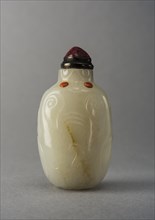 Jade snuff bottle in an animal form, China, Qing dynasty, 1644-1911. Creator: Unknown.