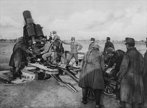 Austrian mortar, World War I, 1915. Artist: Unknown