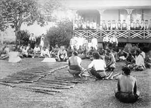 Tamasese distributing arms, Apia, Samoa, 1899. Artist: Unknown