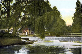 Marlow Weir, Buckinghamshire, 20th Century. Artist: Unknown