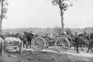 Cavalry and artillery of the French 10th Army, Villers-Cotterets, Aisne, France, 1918. Artist: Unknown