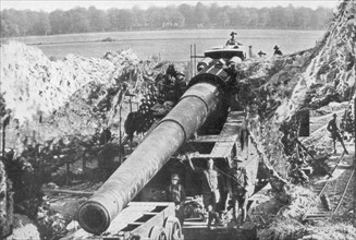 American 14 inch railway gun, Meuse-Argonne Offensive, France, 1918. Artist: Unknown