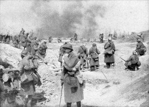 A battalion approaching the front, Mont Pertois, France, First World War, 20 April 1917. Artist: Unknown