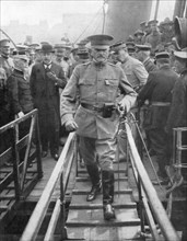 General John Joseph Black Jack Pershing arriving in Boulogne, June 1917, (1926). Artist: Unknown