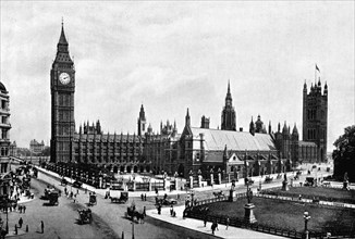 The Houses of Parliament and Westminster Hall seen from Parliament Square, London, c1905.Artist: London Stereoscopic & Photographic Co