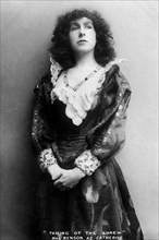 Gertude Constance Cockburn, English actress, early 20th century.Artist: J Caswall Smith