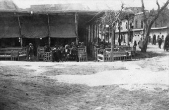 Arab coffee shop, Baghdad, Mesopotamia, WWI, 1918. Artist: Unknown
