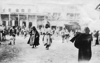 Busy square in Mosul, Mesopotamia, 1918. Artist: Unknown