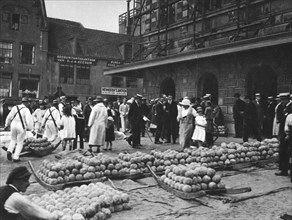 The cheese market on Friday, Alkmaar, Netherlands, c1934. Artist: Unknown