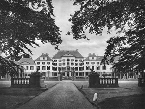 Palace Het Loo, Apeldoorn, Netherlands, c1934. Artist: Unknown