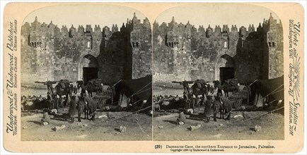 The Damascus gate, the nothern entrance to Jerusalem, Palestine, 1899.Artist: Underwood & Underwood
