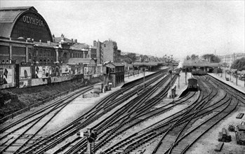 Addison Road railway station, London, 1926-1927. Artist: Unknown