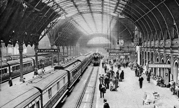 Paddington Station, London, 1926-1927.Artist: McLeish