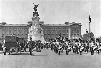 Changing of the guard, Buckingham Palace, London, 1926-1927. Artist: McLeish