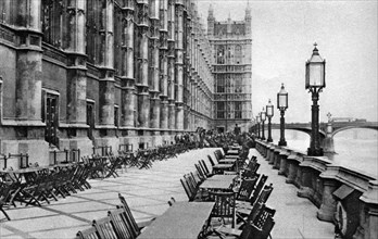 The terrace of the House of Commons, London, 1926-1927. Artist: Unknown
