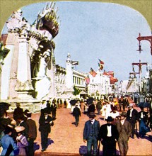 General view of the Pike at the World Fair, St Louis, Missouri, USA, 1904. Artist: Unknown