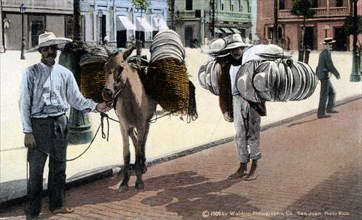 Hat vendors, San Juan, South America, 1909.Artist: Waldrop