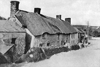Thatched cottages near Camborne, Cornwall, 1924-1926.Artist: HJ Smith