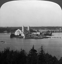 Lewis and Clark Exposition, Government Building, Guild's Lake, Portland, Oregon, USA, 1905.Artist: HC White