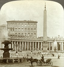 The Vatican Palace from St Peter's Square, Rome, Italy.Artist: Underwood & Underwood
