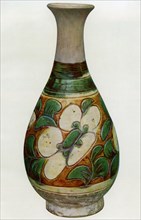 Earthenware vase, Chinese, Tang dynasty, 618-907 (1925). Artist: Unknown