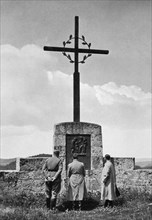 Adolf Hitler at the monument for the war dead in Franconia, Germany, 1936. Artist: Unknown