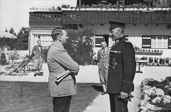 An old army comrade visits Adolf Hitler at Obersalzberg, Bavaria, Germany, 1936. Artist: Unknown