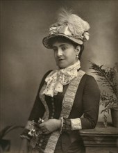 Adelina Patti, Italian opera diva, 1882.  Artist: London Stereoscopic & Photographic Co