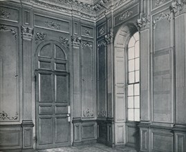 Bradmore House: Principal Room on First Floor, 1916. Artist: Unknown