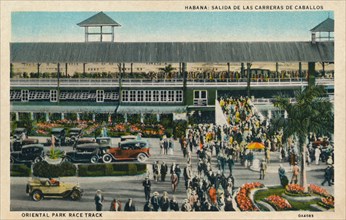 'Habana: Salida De Las Carreras De Caballos. Oriental Park Race Track', c1910. Artist: Unknown.